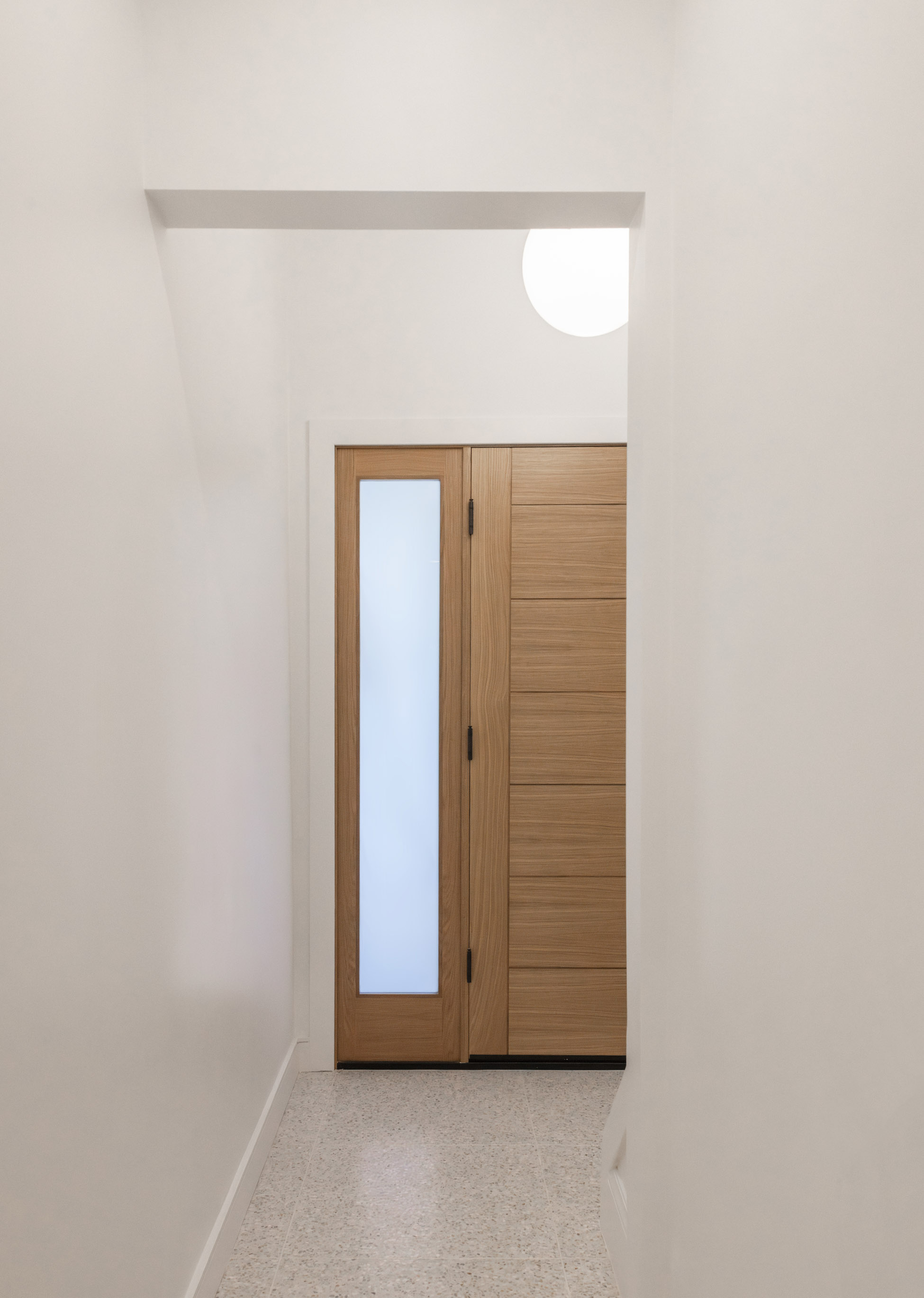 Contemporary foyer - architecture photography